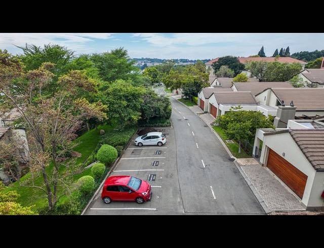 2 BEDROOM TOWNHOUSE FOR SALE IN BRYANSTON